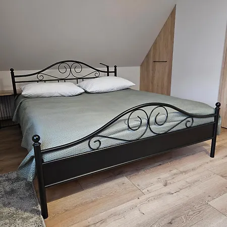 Πανσιόν Rodzinna 3*