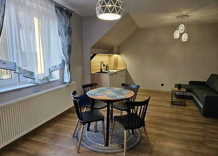 Rodzinna Guest house 3*